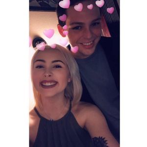 Meet your Posher, Kayla